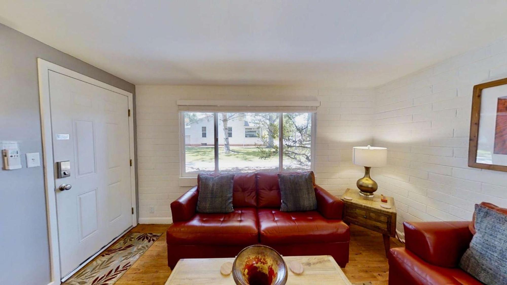 Downtown Cozy Home Base - Purple Sage 1 موآب المظهر الخارجي الصورة