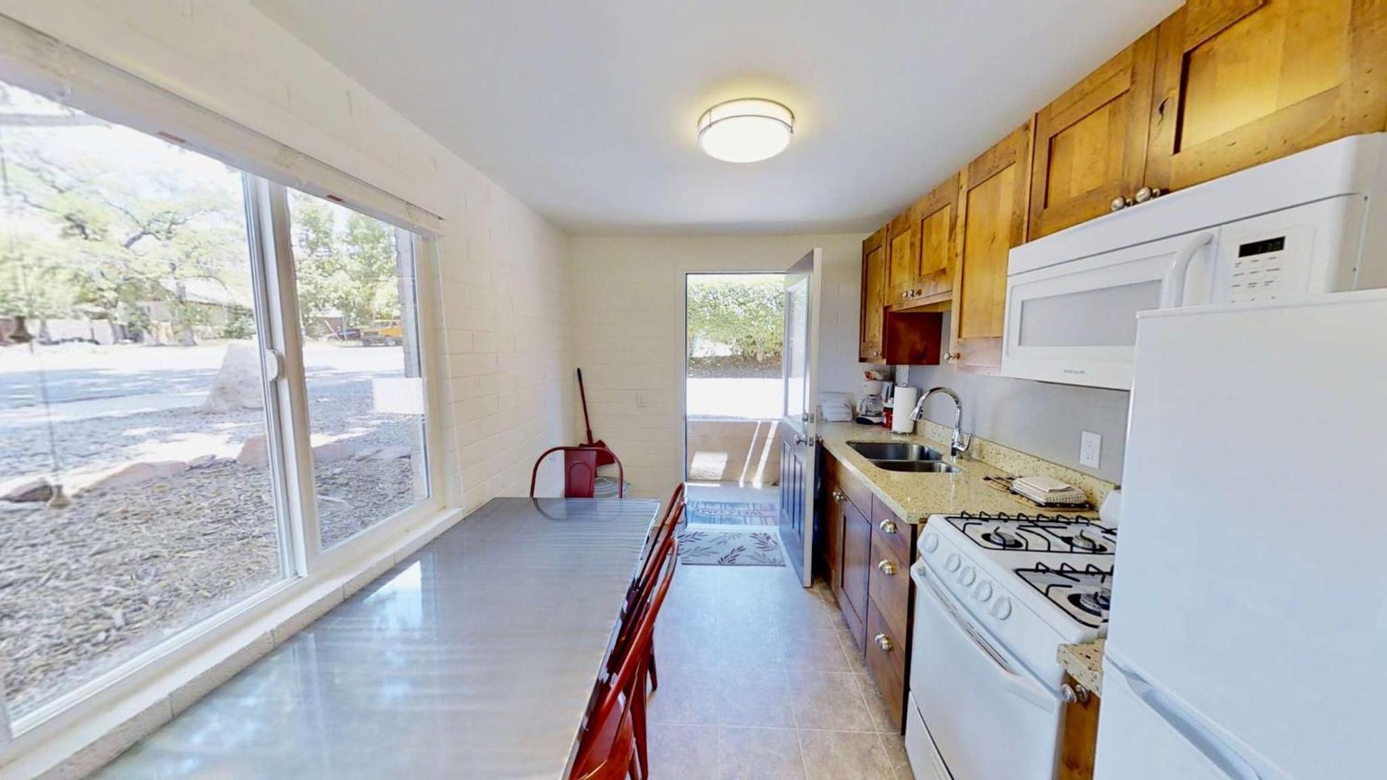 Downtown Cozy Home Base - Purple Sage 1 موآب المظهر الخارجي الصورة