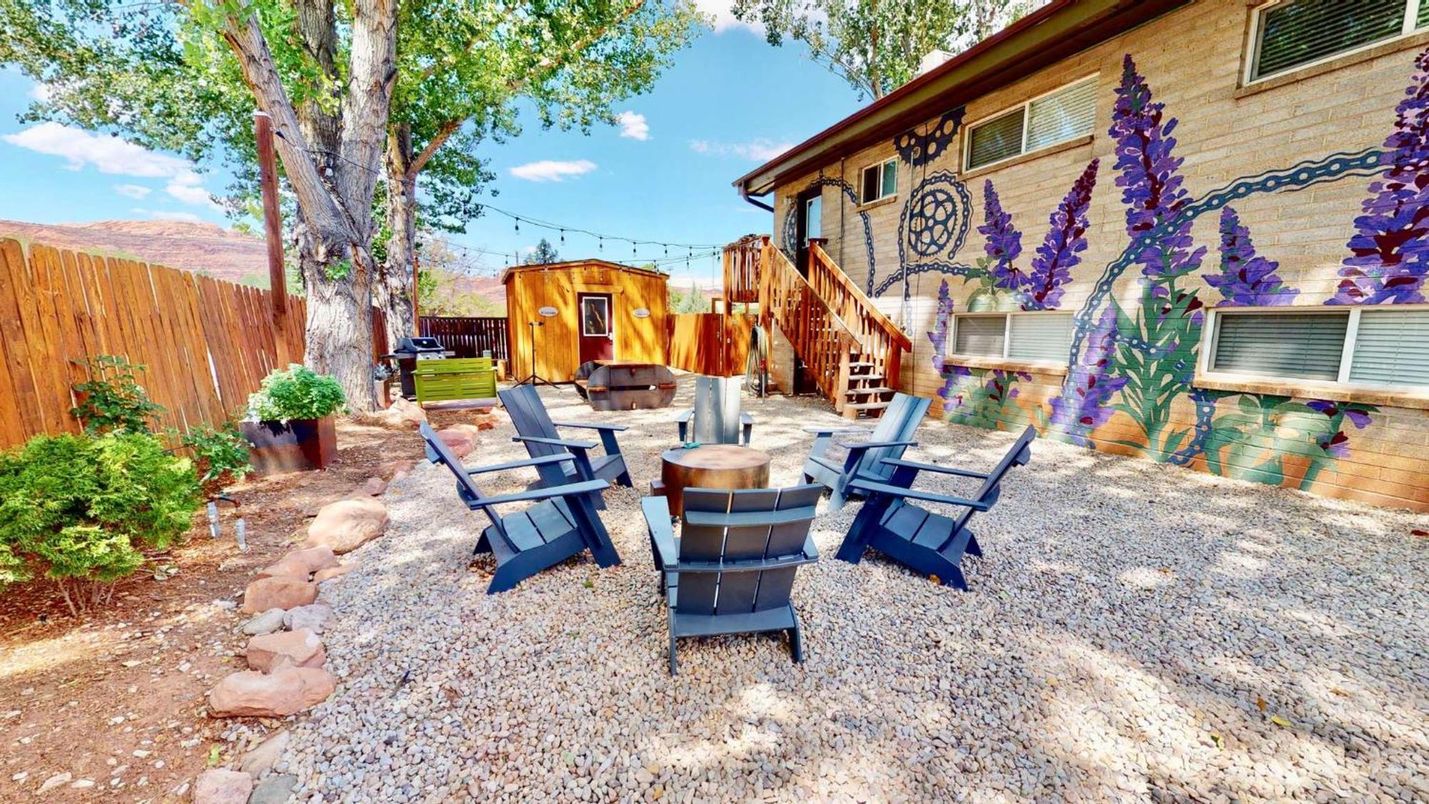 Downtown Cozy Home Base - Purple Sage 1 موآب المظهر الخارجي الصورة